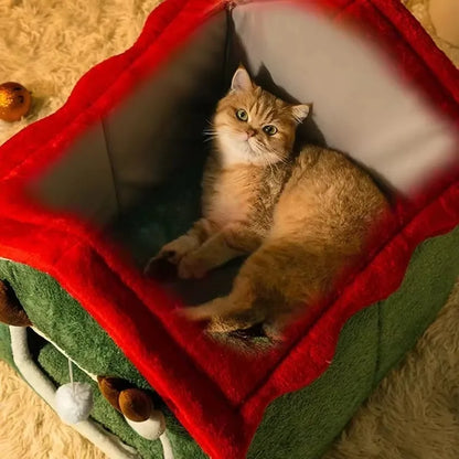 MerryPaws™ Christmas Pet House